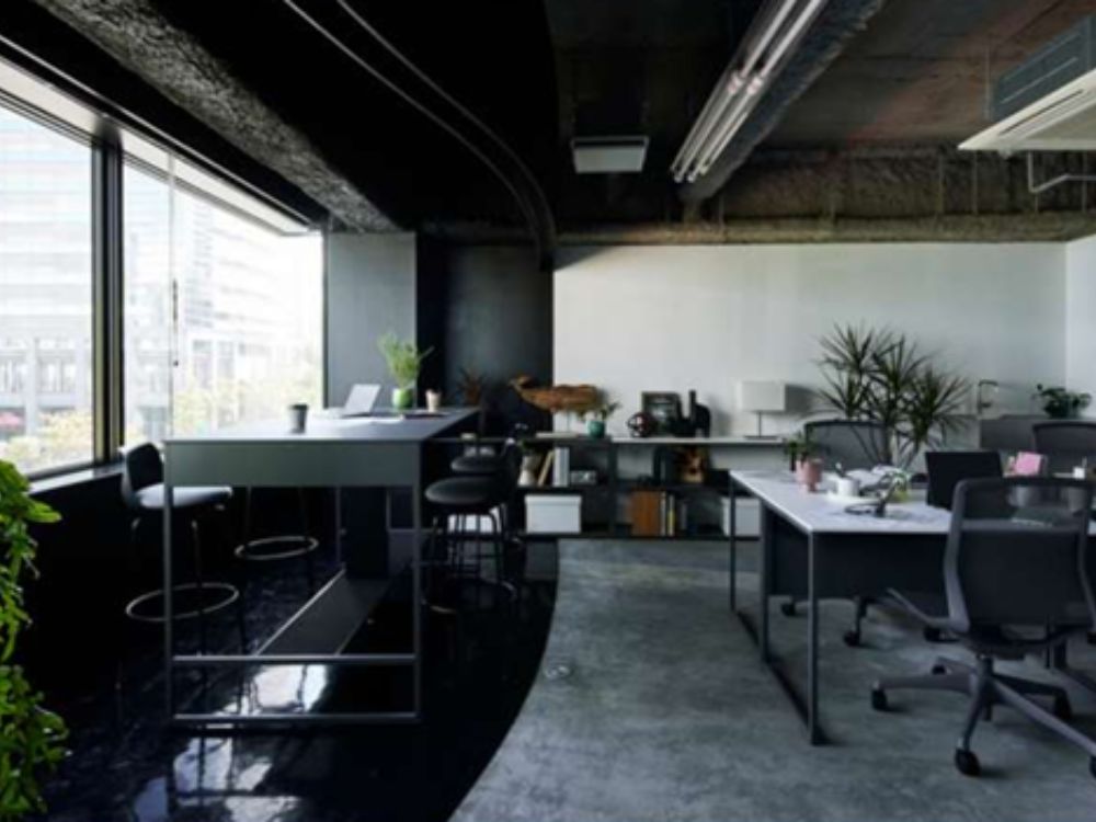 新宿区西新宿の5名用オフィス物件（都庁前駅徒歩8分）