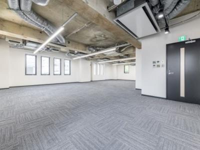 新宿区若葉のセットアップオフィス物件（四谷三丁目駅徒歩7分、約50坪）