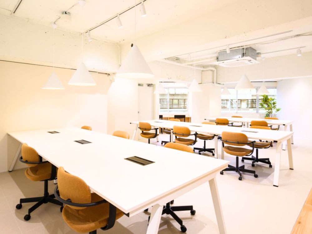 千代田区神田鍛冶町のセットアップオフィス物件（神田駅徒歩1分、約25坪）