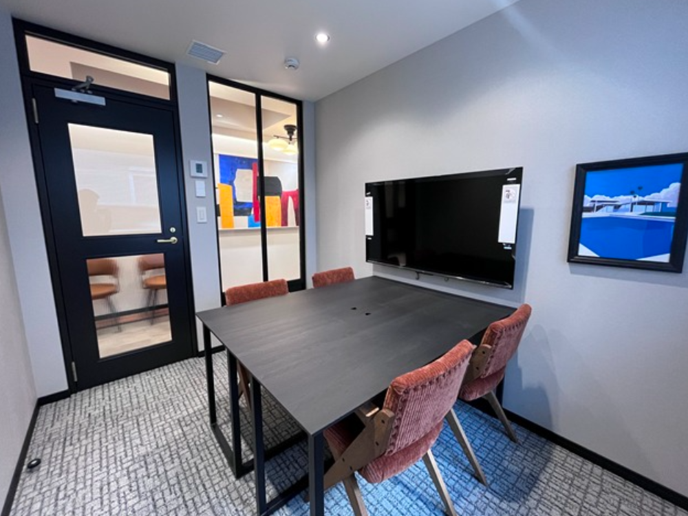 中央区八丁堀のフルセットアップオフィス物件（宝町駅徒歩3分、約25坪）