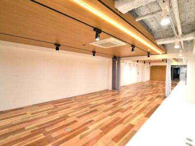 中央区京橋のセットアップオフィス物件（京橋駅徒歩1分、約40坪）