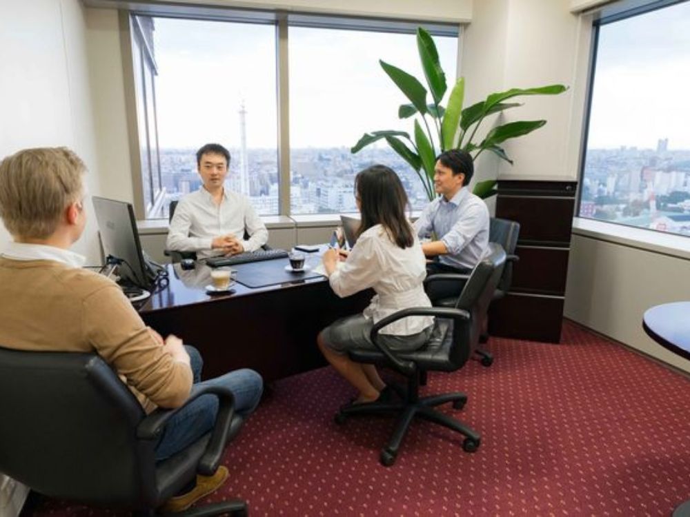 渋谷区恵比寿の4-5名用オフィス物件（恵比寿駅徒歩5分、10坪未満）