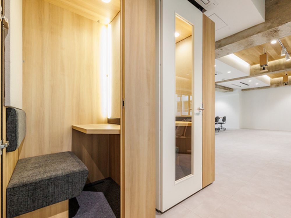 中央区日本橋兜町のセットアップオフィス物件（茅場町駅徒歩4分、約40坪）