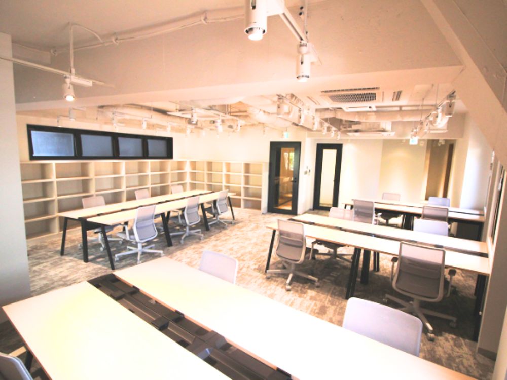 渋谷区恵比寿のフルセットアップオフィス物件（恵比寿駅徒歩5分、約30坪）