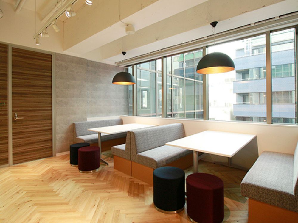 千代田区神田紺屋町のセットアップオフィス物件（神田駅徒歩4分、約115坪）