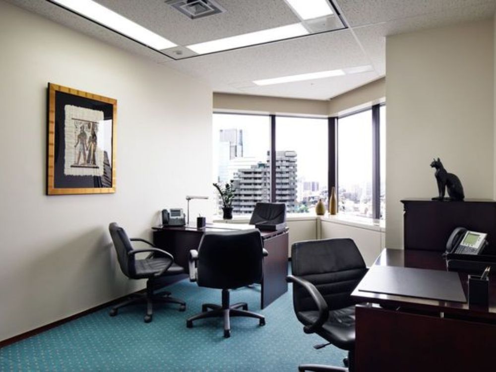 港区虎ノ門の6-10名用オフィス物件（神谷町駅徒歩2分、10坪未満）