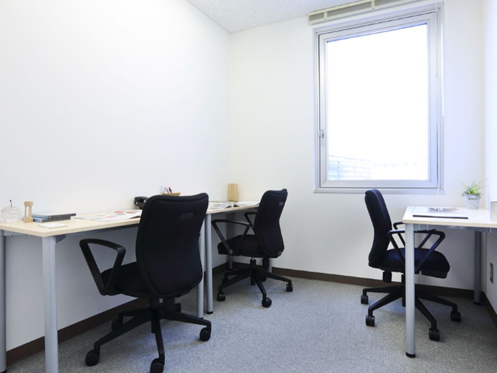 千代田区神田錦町のオフィス物件（神保町駅徒歩3分）