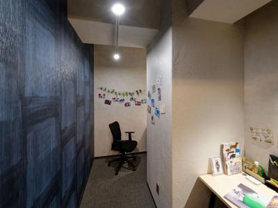 千代田区神田佐久間河岸の1-4名用オフィス物件（秋葉原駅徒歩1分、10坪未満）