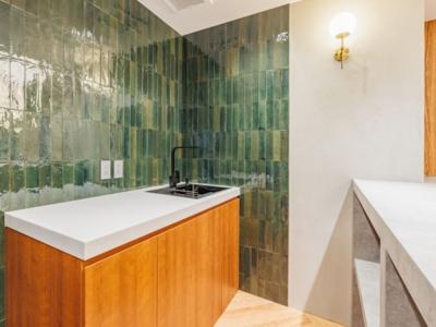 千代田区隼町のフルセットアップオフィス（半蔵門駅徒歩3分、約25坪）