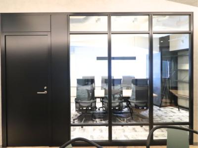 千代田区神田須田町のフルセットアップオフィス物件（神田駅徒歩2分、約45坪）