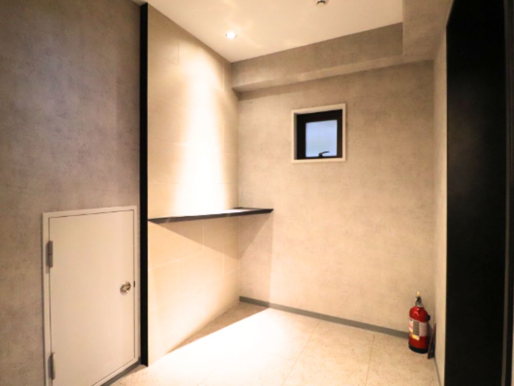 千代田区神田須田町のフルセットアップオフィス物件（神田駅徒歩2分、約45坪）