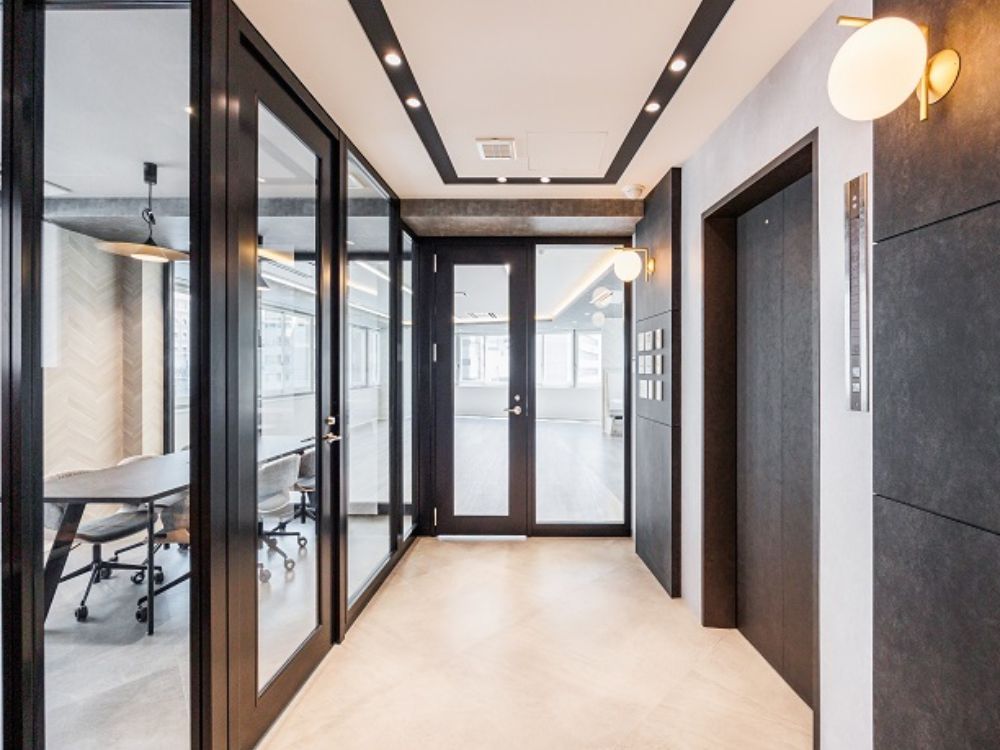 千代田区神田須田町のデザインオフィス物件（神田駅徒歩3分、約40坪）