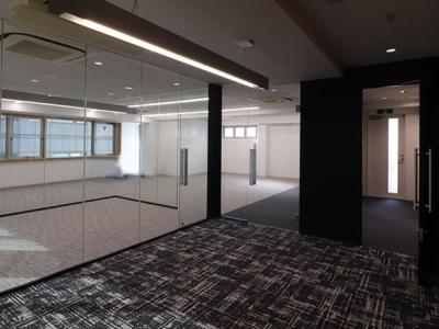 中央区八丁堀のセットアップオフィス物件(八丁堀駅徒歩2分、約35坪)