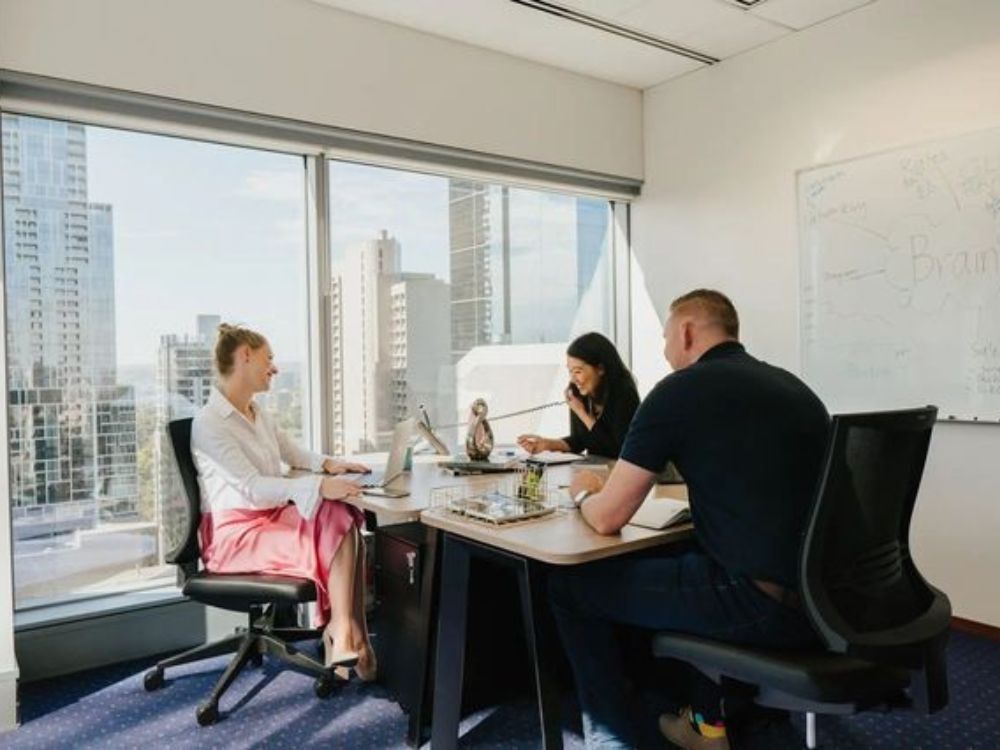 豊島区東池袋の2名用オフィス物件（東池袋駅徒歩5分、10坪未満）