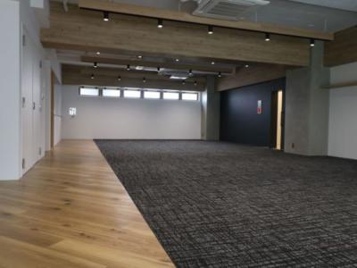 台東区東上野の専用テラス付きセットアップオフィス物件（仲御徒町駅徒歩1分、約50坪）