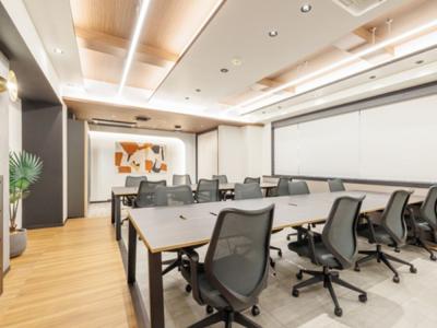 新宿区西新宿のフルセットアップオフィス物件(初台駅徒歩7分、約25坪)