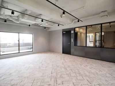 中央区八丁堀のセットアップオフィス物件(八丁堀駅徒歩1分、約35坪)