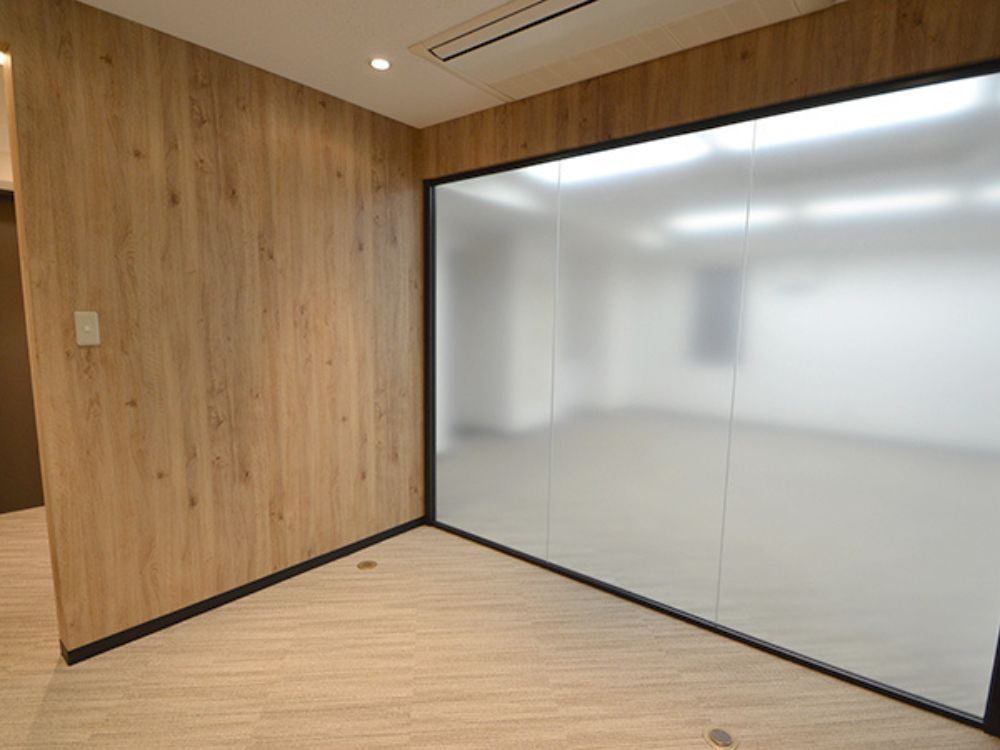 中央区新富のセットアップオフィス物件（新富町駅徒歩2分、約20坪）