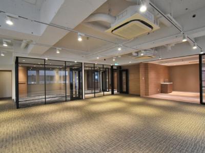 中央区新富のセットアップオフィス物件（新富町駅徒歩4分、約55坪）