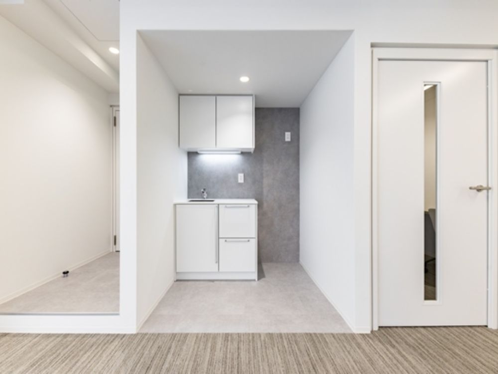 千代田区麹町のセットアップオフィス物件（麴町駅徒歩4分、約40坪）