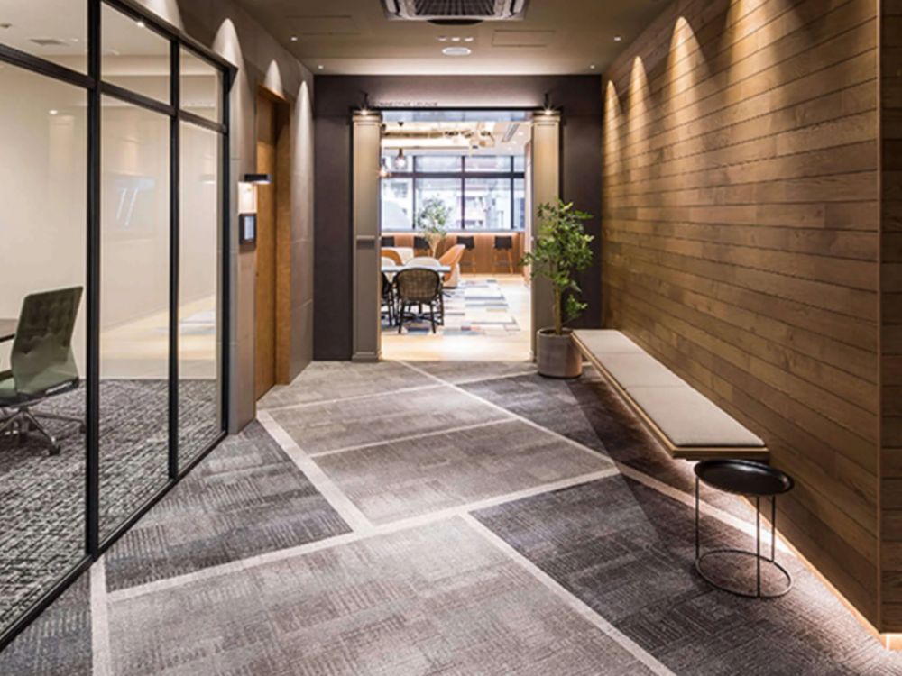 中央区日本橋室町のオフィス物件（三越前駅徒歩2分）