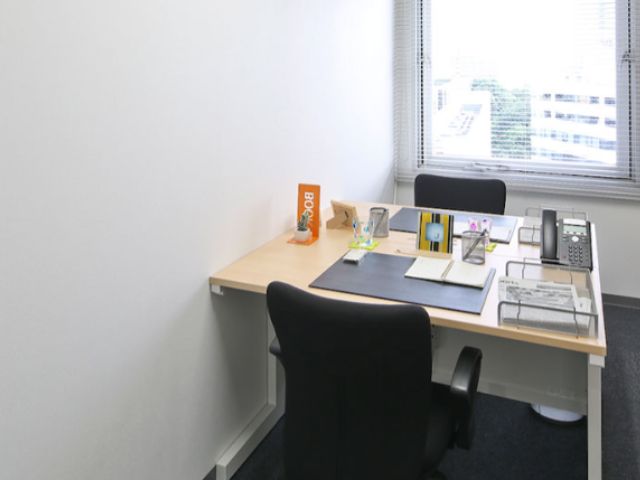 千代田区麹町のオフィス物件（麹町駅2分）