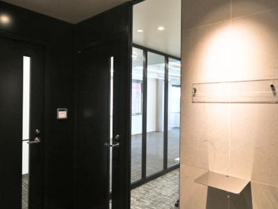 千代田区神田神保町のセットアップオフィス物件(神保町駅徒歩3分、約25坪)