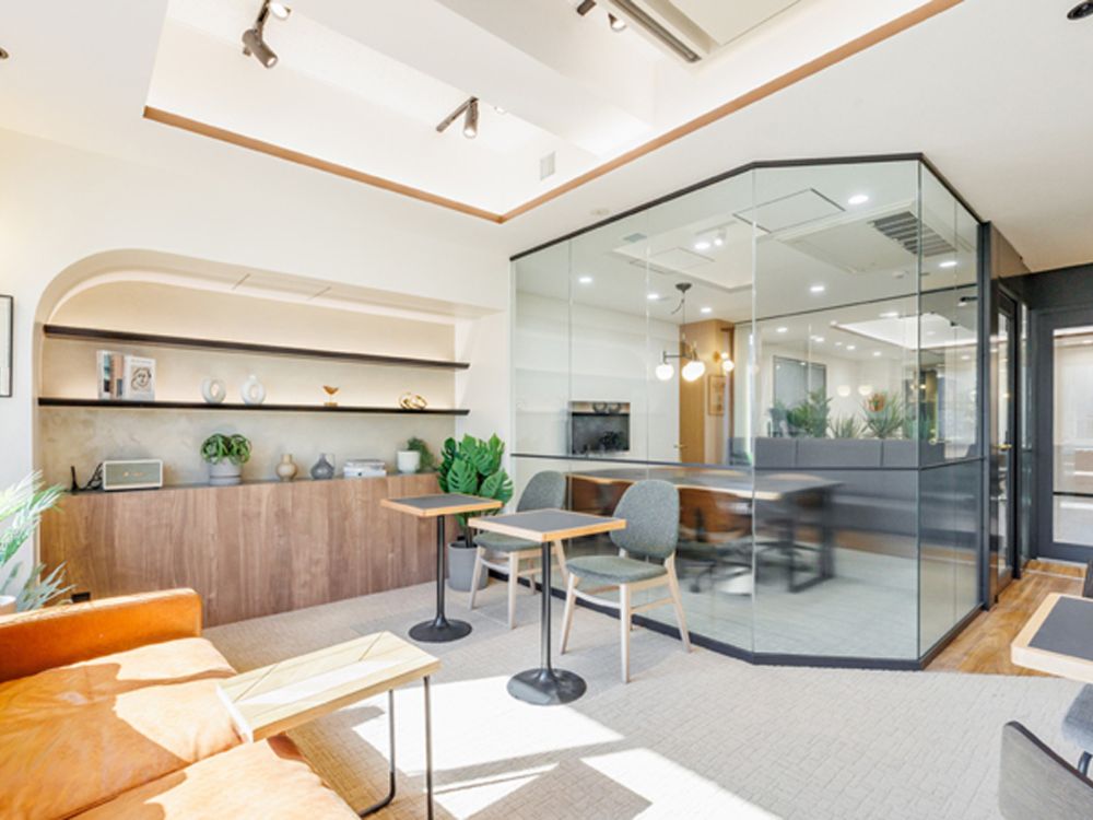 千代田区岩本町のセットアップオフィス物件（岩本町駅徒歩1分、約30坪）