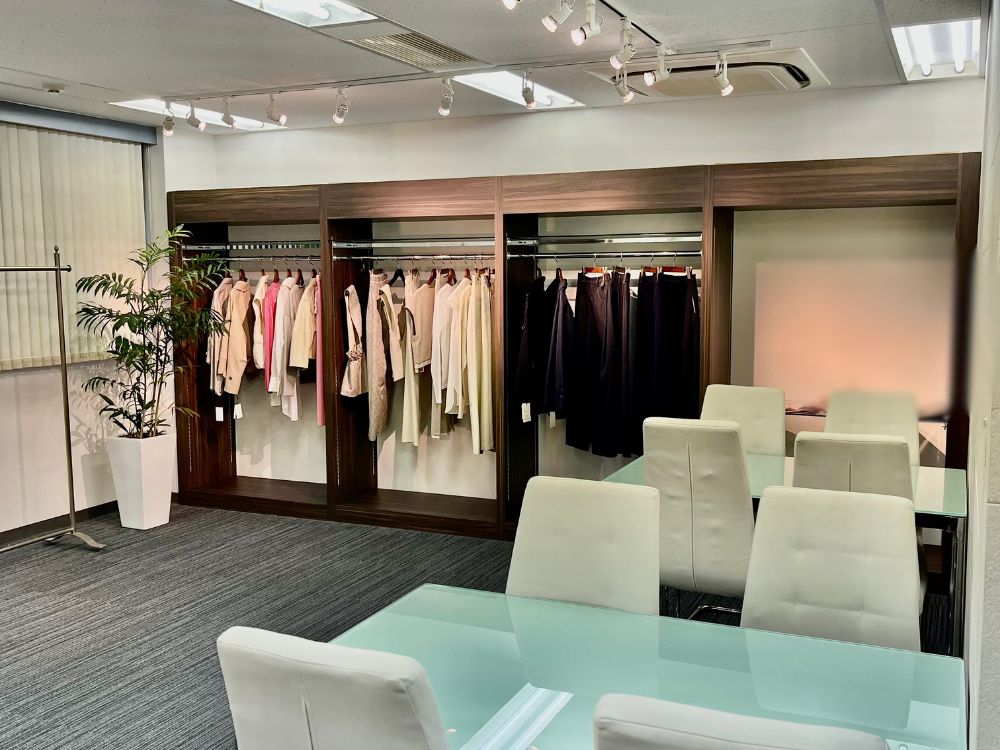 渋谷区恵比寿の居抜きオフィス物件（恵比寿駅徒歩3分、約50坪）