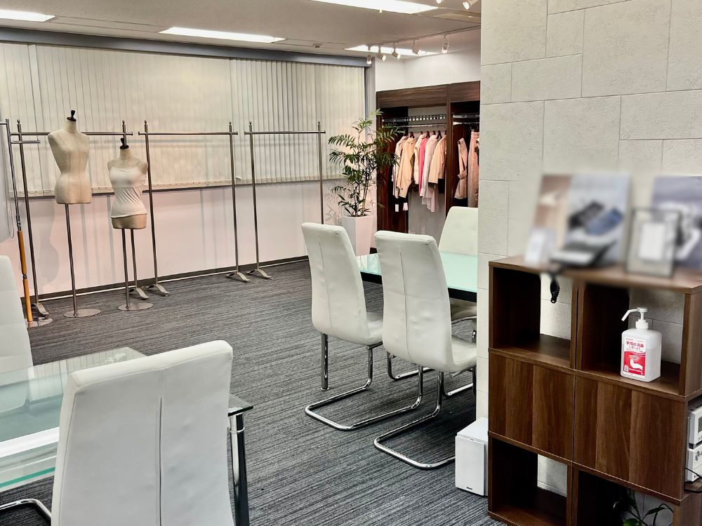 渋谷区恵比寿の居抜きオフィス物件（恵比寿駅徒歩3分、約50坪）