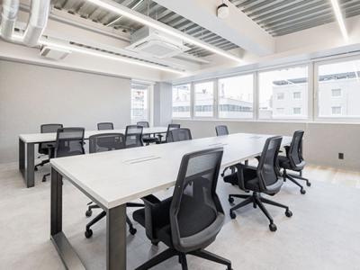 中央区日本橋久松町のフルセットアップオフィス物件(馬喰横山駅徒歩4分、約25坪)