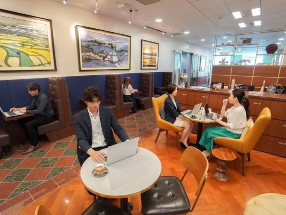 港区海岸の5-6名用オフィス物件（浜松町駅徒歩2分、10坪未満）