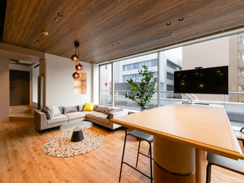 中央区築地のセットアップオフィス物件（築地駅徒歩2分、約60坪）