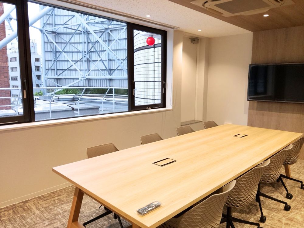 渋谷区神宮前のセットアップオフィス物件（明治神宮前駅徒歩4分、約95坪）