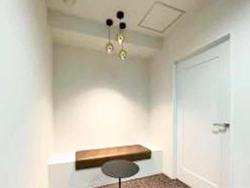 港区赤坂のセットアップオフィス物件（六本木駅徒歩7分、約35坪）