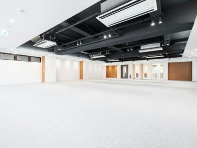 港区芝大門のセットアップオフィス物件(大門駅徒歩4分、約110坪)