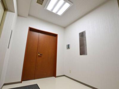 中央区東日本橋のセットアップオフィス物件(東日本橋駅徒歩1分、約60坪)