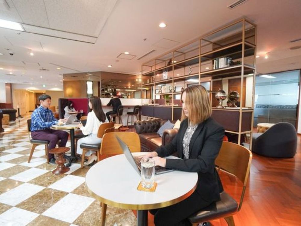 港区西新橋の3-5名用オフィス物件（内幸町駅徒歩1分、10坪未満）