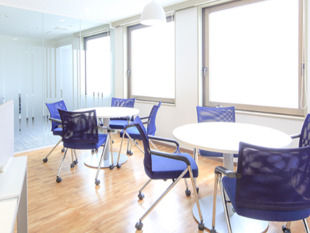 港区芝大門のオフィス物件（大門駅徒歩2分）