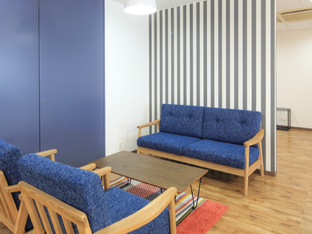 港区芝大門のオフィス物件（大門駅徒歩2分）