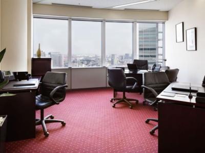 港区港南の1-2名用オフィス物件(品川駅徒歩3分、10坪未満)