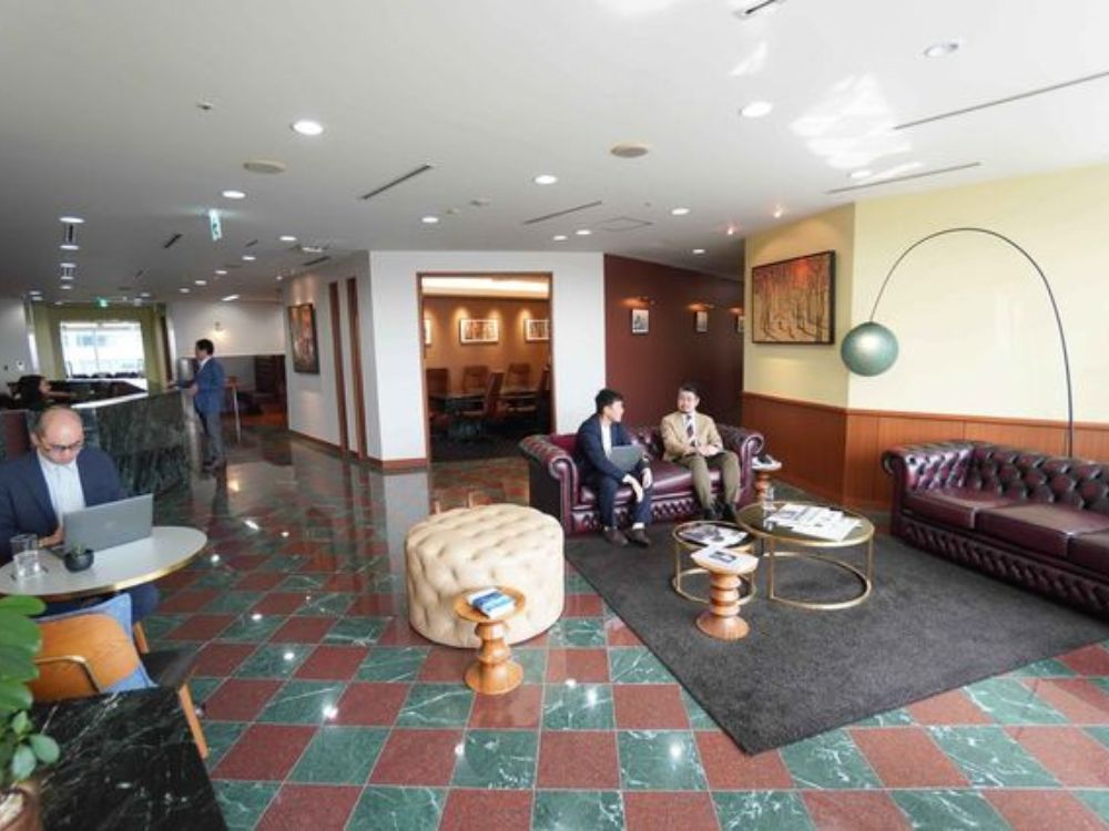 港区港南の2-3名用オフィス物件（品川駅徒歩3分、10坪未満）