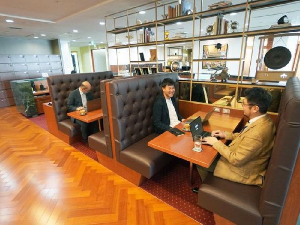 港区港南の4-5名用オフィス物件（品川駅徒歩3分、10坪未満）