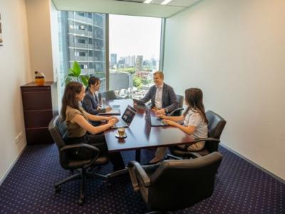 港区六本木の4-6名用オフィス物件（六本木駅徒歩2分、10坪未満）