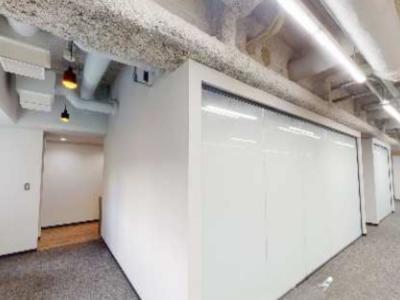 新宿区西新宿のセットアップオフィス物件(都庁前駅徒歩6分、約125坪)