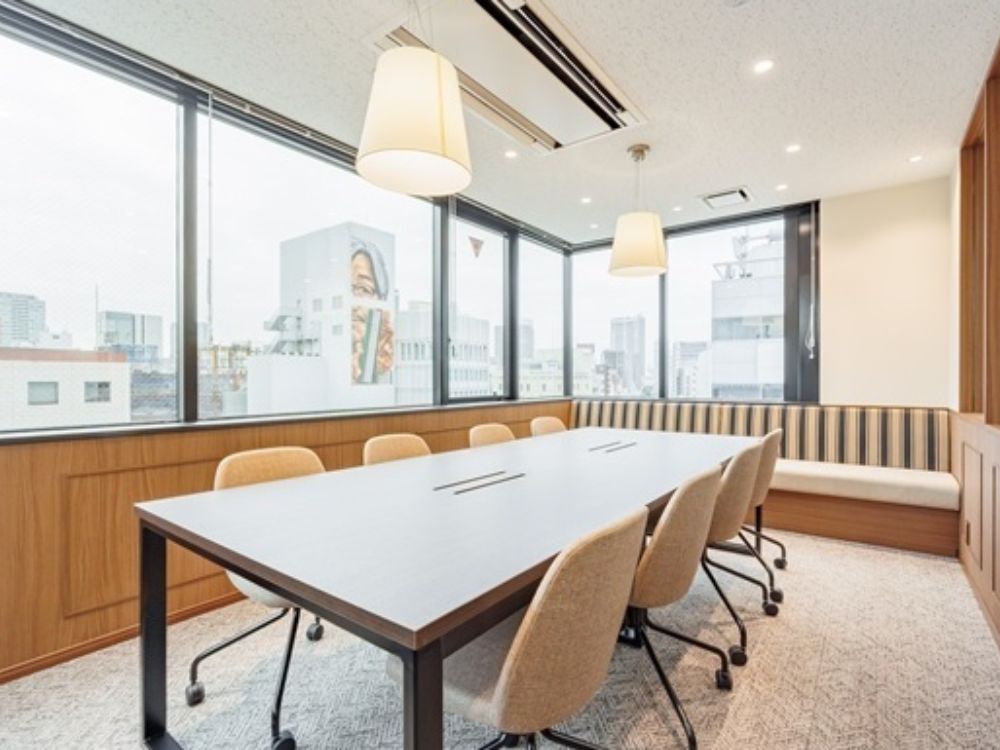 千代田区神田神保町のセットアップオフィス物件（神保町駅徒歩1分、約70坪）