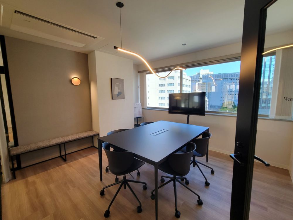 中央区新川のセットアップオフィス物件（八丁堀駅徒歩5分、約70坪）