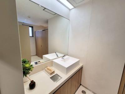 中央区新川のセットアップオフィス物件(八丁堀駅徒歩5分、約70坪)