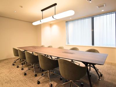 新宿区市谷本村町のセットアップオフィス物件（市ヶ谷駅徒歩5分、約170坪）