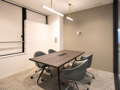 新宿区市谷本村町のセットアップオフィス物件（市ヶ谷駅徒歩5分、約170坪）